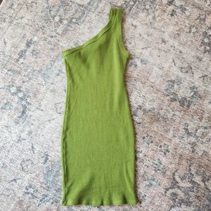 🏷Urban Outfitters One-Shoulder Green Dress
